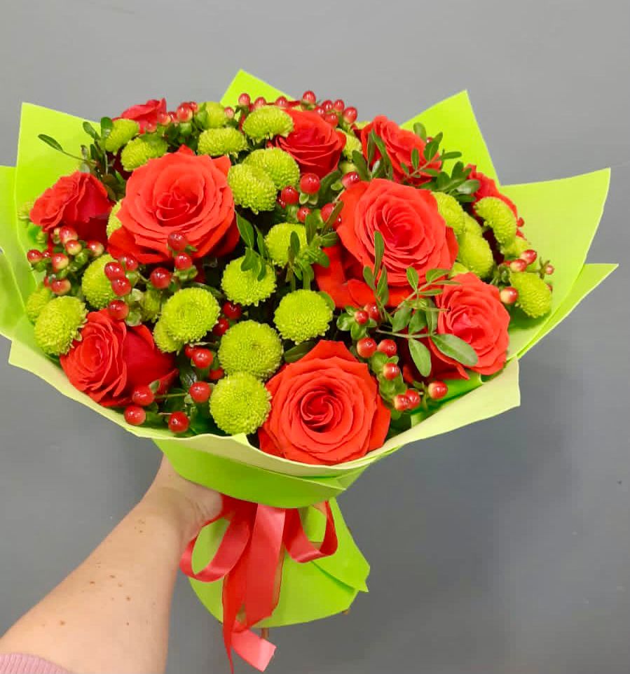 Букет цветов из: Хризантемы и Розы в Йошкар-Оле