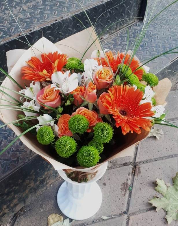 Букет цветов из: Герберы, Хризантемы, Альстромерии и Розы в Йошкар-Оле