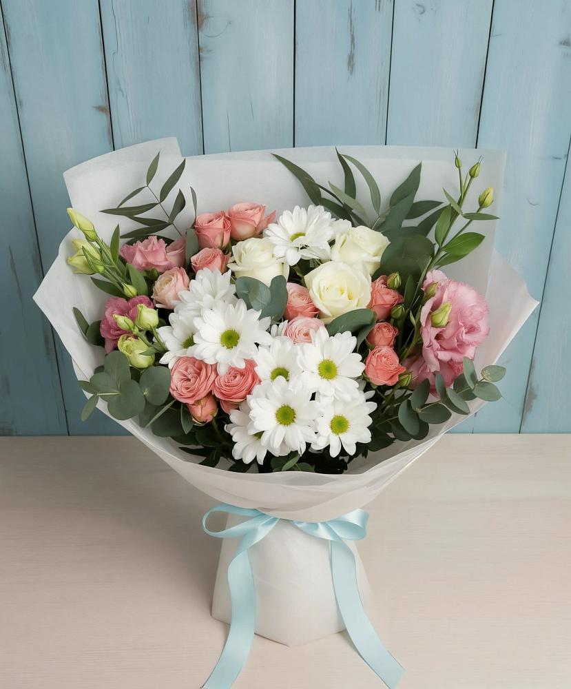 Букет цветов из: Розы, Лизиантусы и Хризантемы в Йошкар-Оле