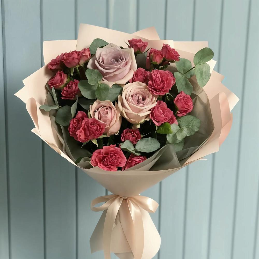 Букет цветов из: Гвоздики и Розы в Йошкар-Оле