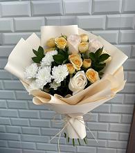 Букет цветов из:  Розы и Хризантемы в Йошкар-Оле