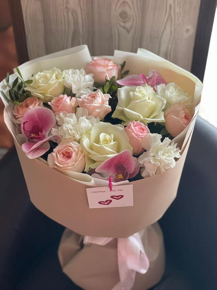 Букет цветов из: Орхидеи, Розы и Гвоздики в Йошкар-Оле