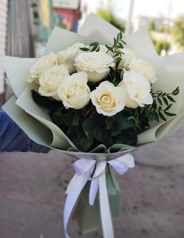 Букет Белые розы Проуд в Йошкар-Оле