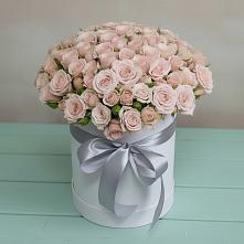 Цветочная композиция из Розы в шляпной коробке в Йошкар-Оле