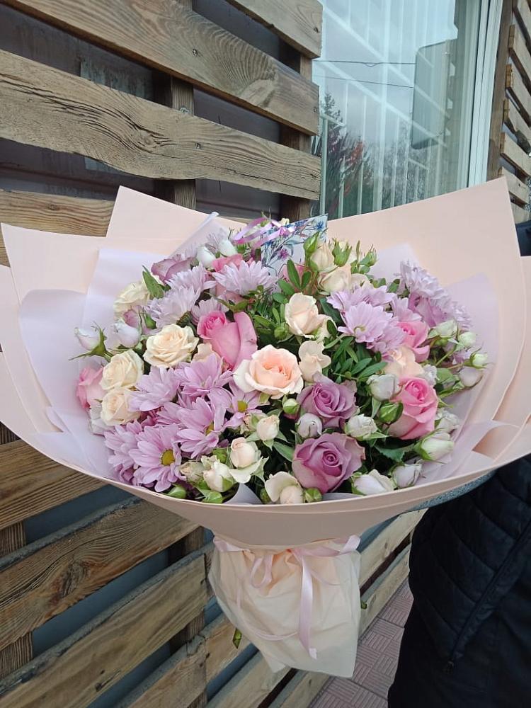 Букет цветов из: Розы и Хризантемы в Йошкар-Оле