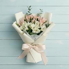 Букет цветов из:  Альстромерии в Йошкар-Оле