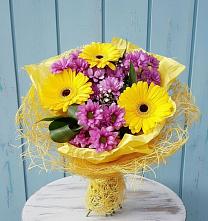 Букет цветов из:  Хризантемы и Герберы #REPLACE_PRED# Йошкар-Оле