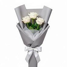 Букет 3 белые розы в Йошкар-Оле