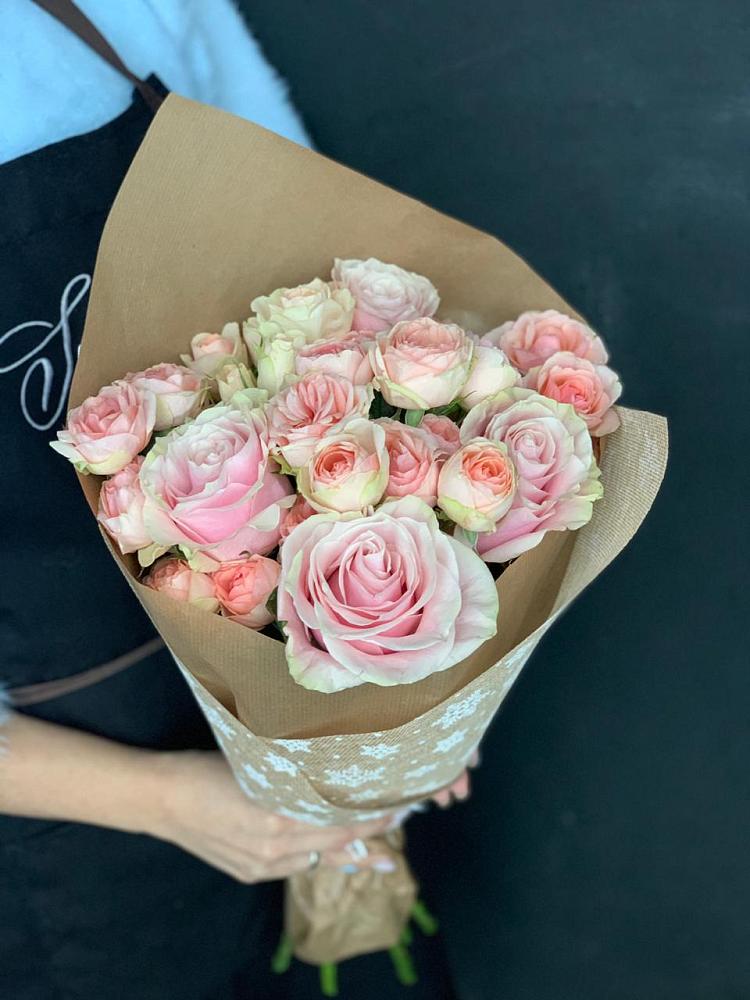 Букет цветов из: Хризантемы и Розы в Йошкар-Оле