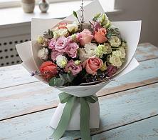 Букет цветов из:  Розы, Лизиантусы и Гвоздики #REPLACE_PRED# Йошкар-Оле